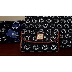 Penn State Dooney Tote, wallet & custom pouch - Excellent